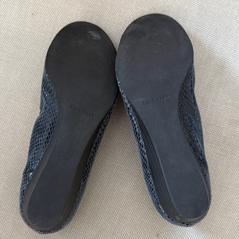NWT NAVY 1.5” Wedge COLE HAAN Cap toe shoe stacked wedge & sole US 8.5 B in Box - Picture 11 of 13
